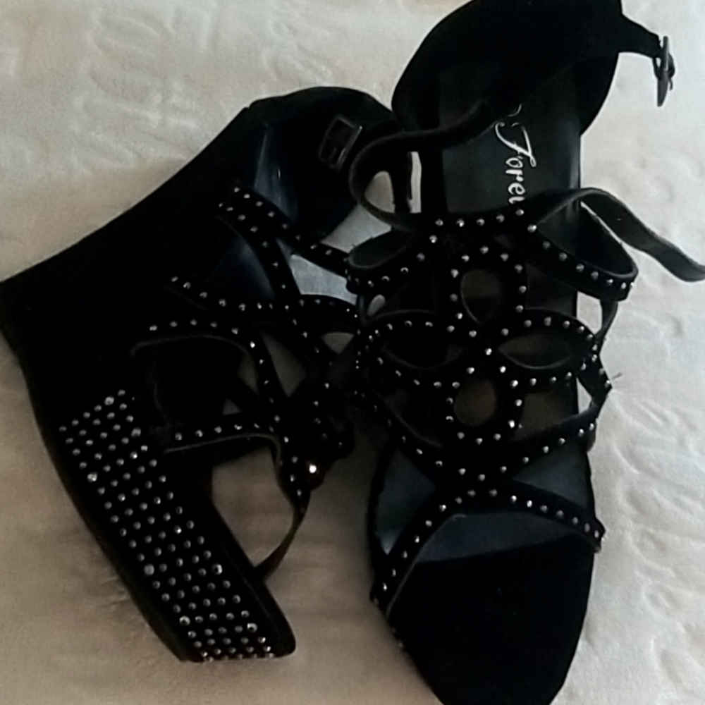 New shoes platform